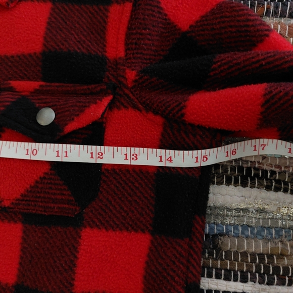 Eddie Bauer Kids Red Plaid Fleece Lined Soft Button Down Flannel Shacket 6/7 - Picture 11 of 12